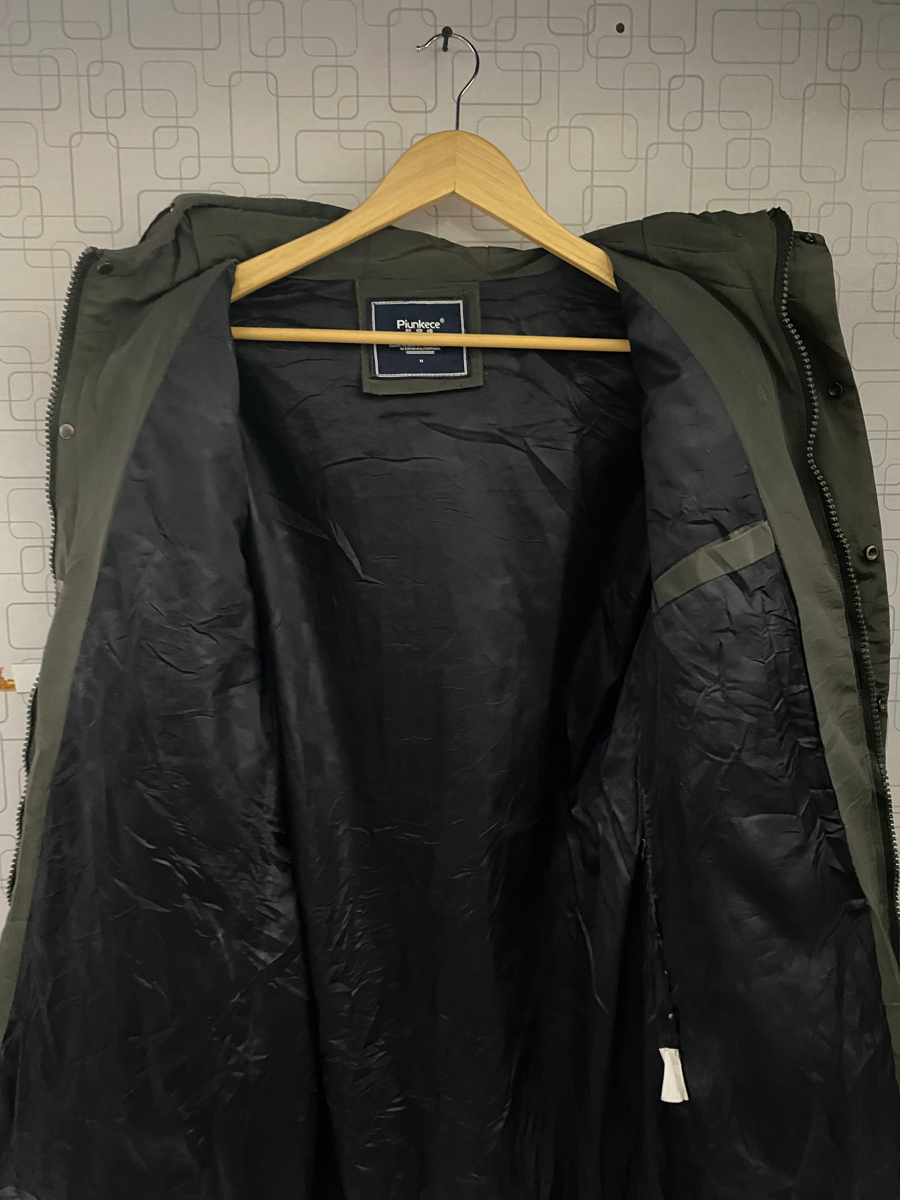 Bull Long Jacket Coat (Unisex).                            Length: 38-39, Chest: 21-23, Sleeve: 24.5-25.5