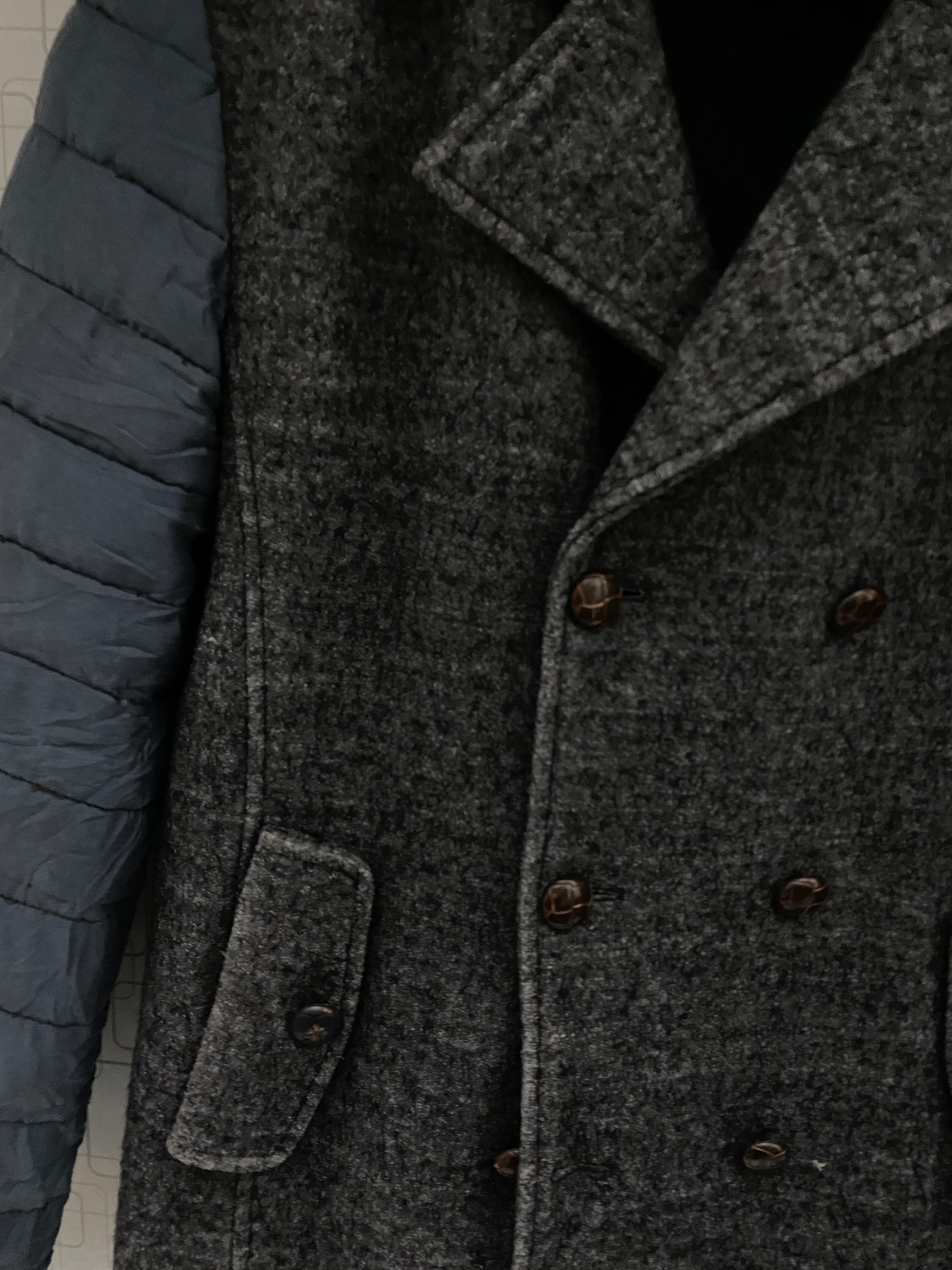 Grey 6 Buttons Coat                           Length: 26-27, Chest: 21-22, Sleeve: 24.5-25