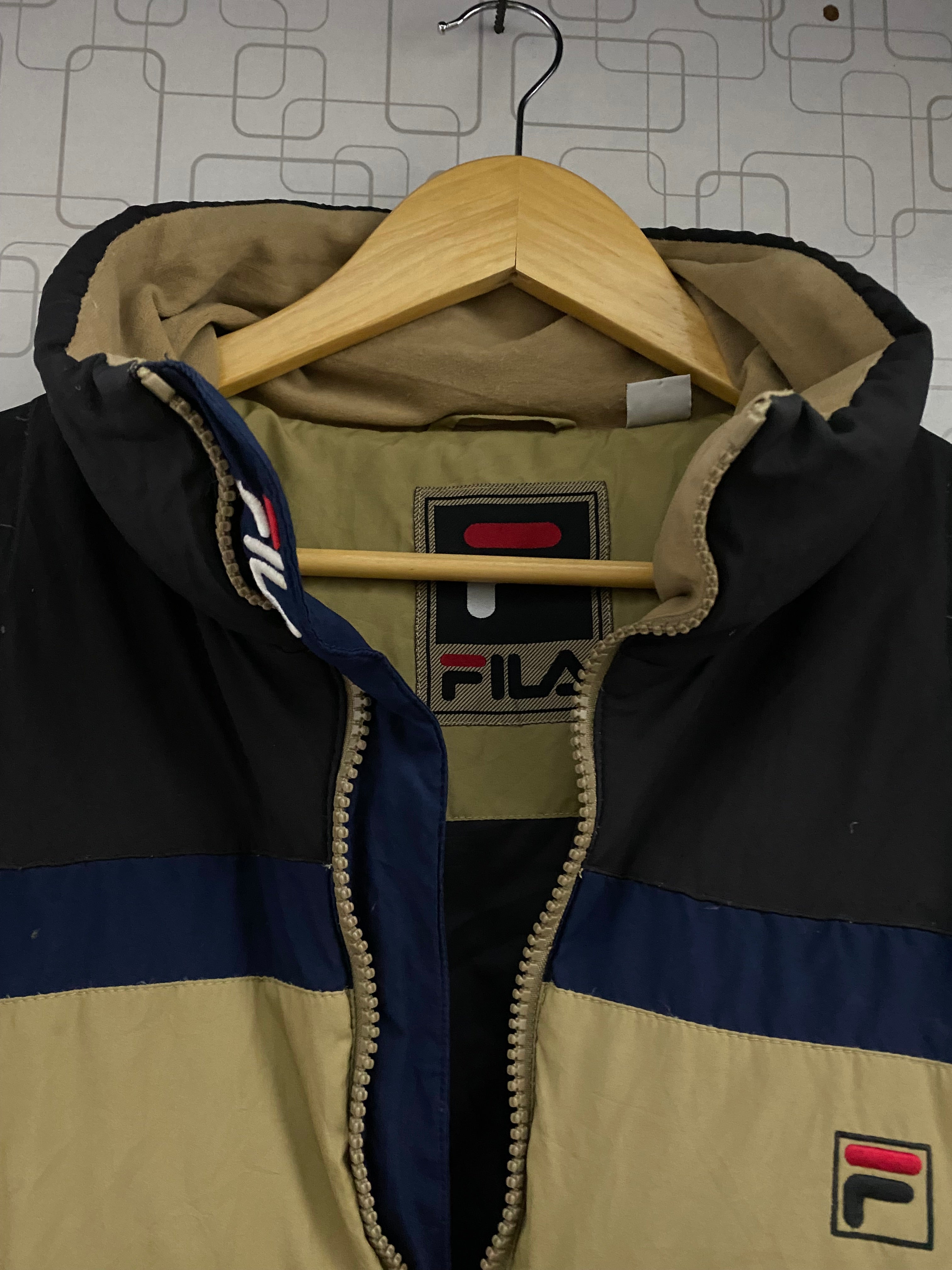 Fila Vintage Lightweight Puffer Jacket (Thrift)