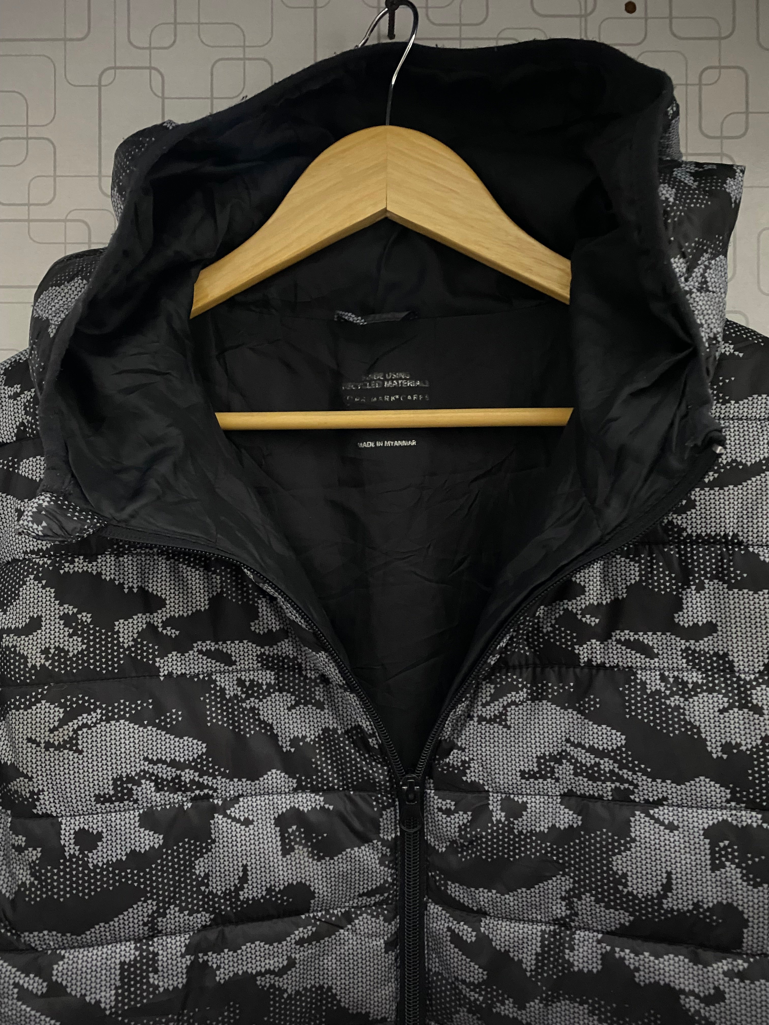 Hooded Puffer Jacket(Thrift)