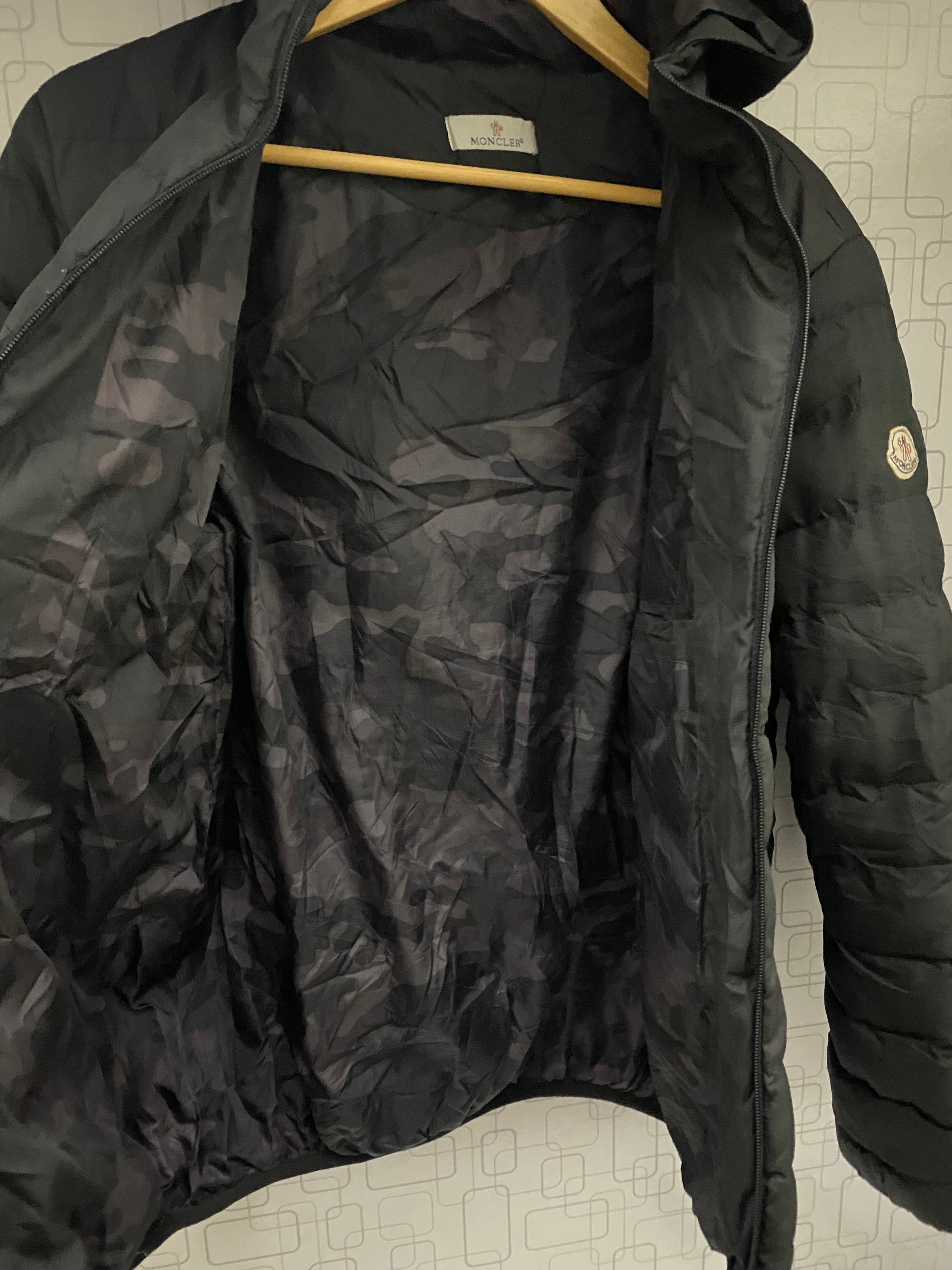 Moncler Galion Hooded down Jacket (Thrift)