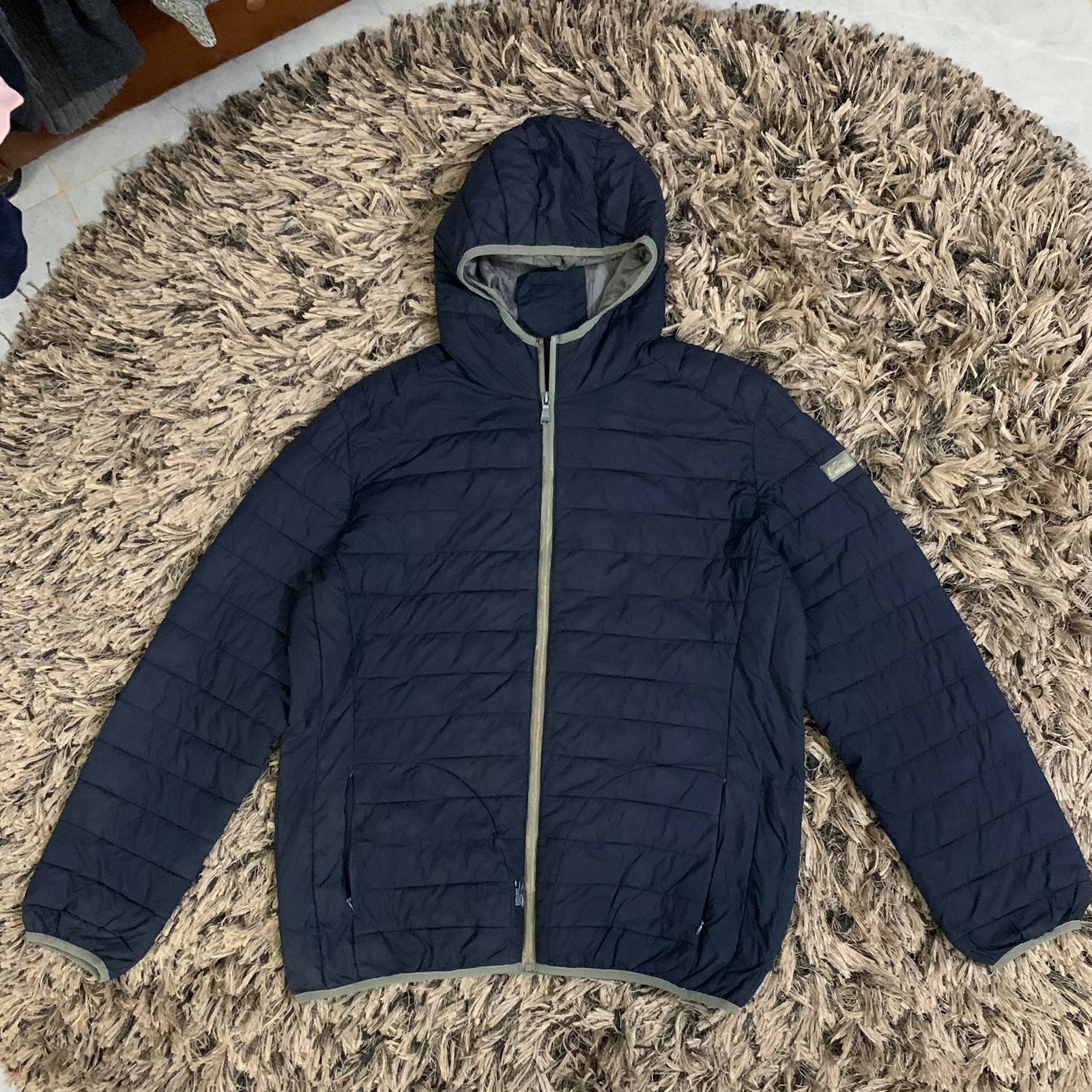 Black&Grey Line Puffer Jacket(Thrift)