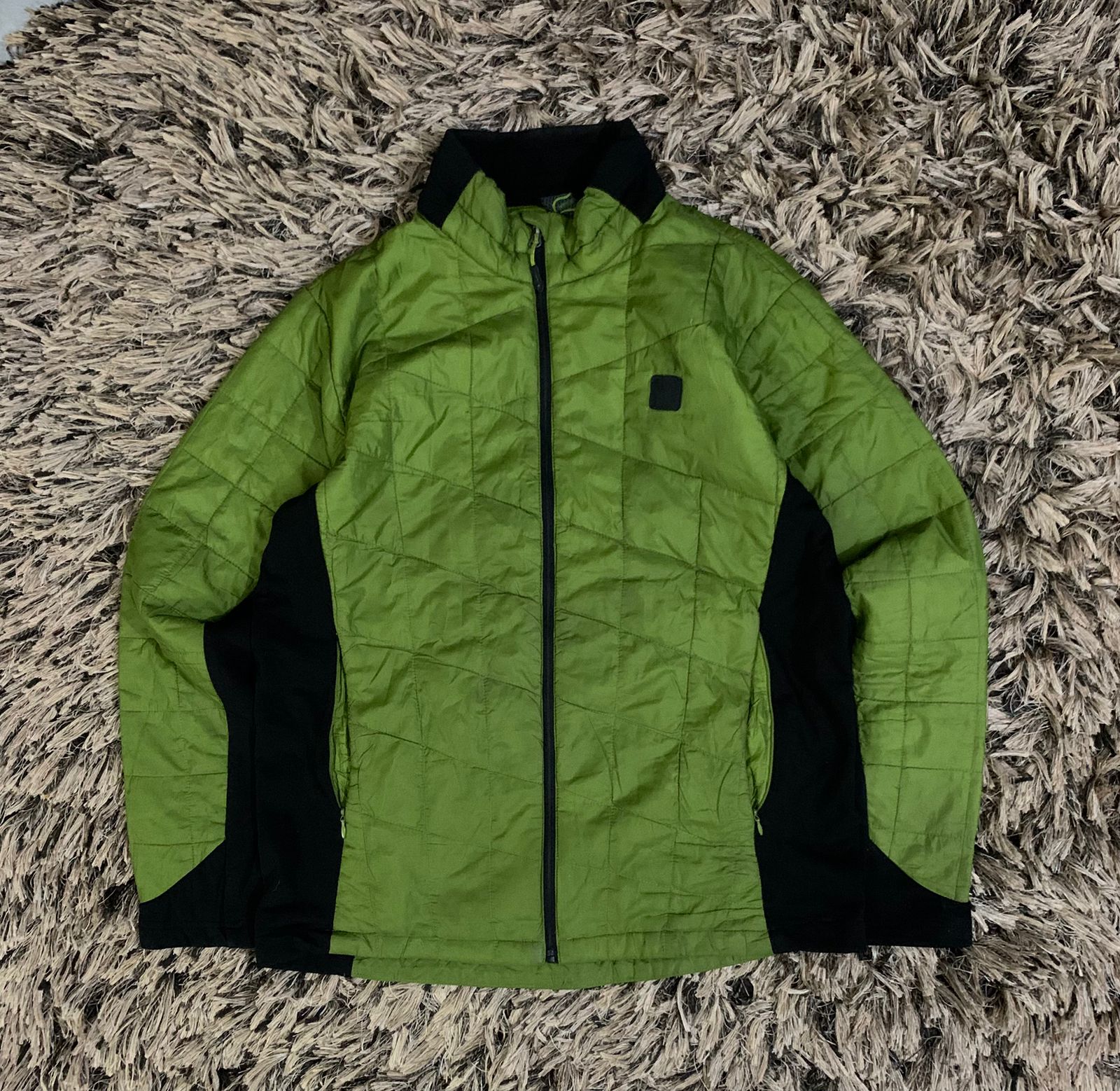 Lightweight insulated Jacket  (Thrift)