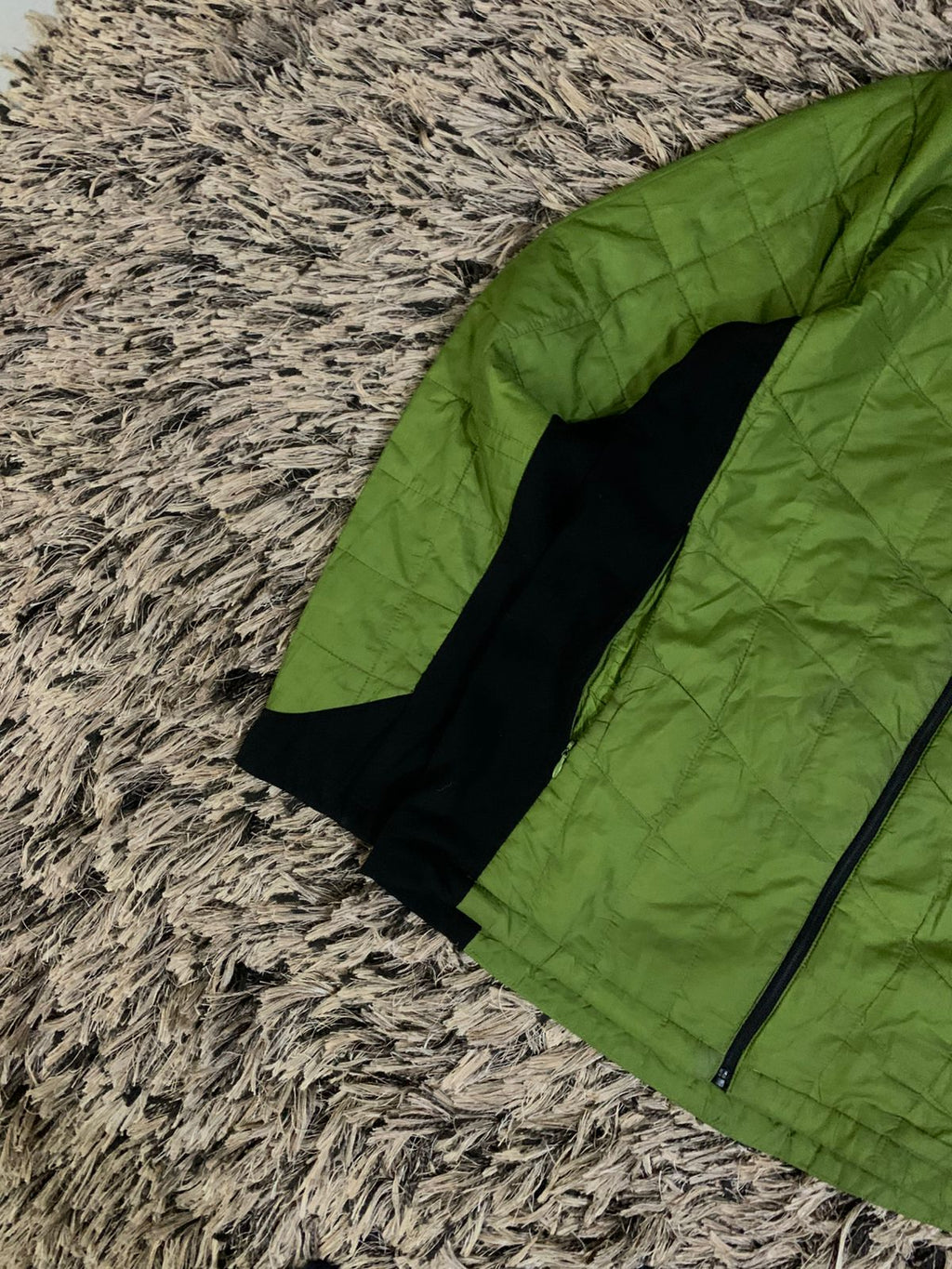 Lightweight insulated Jacket  (Thrift)