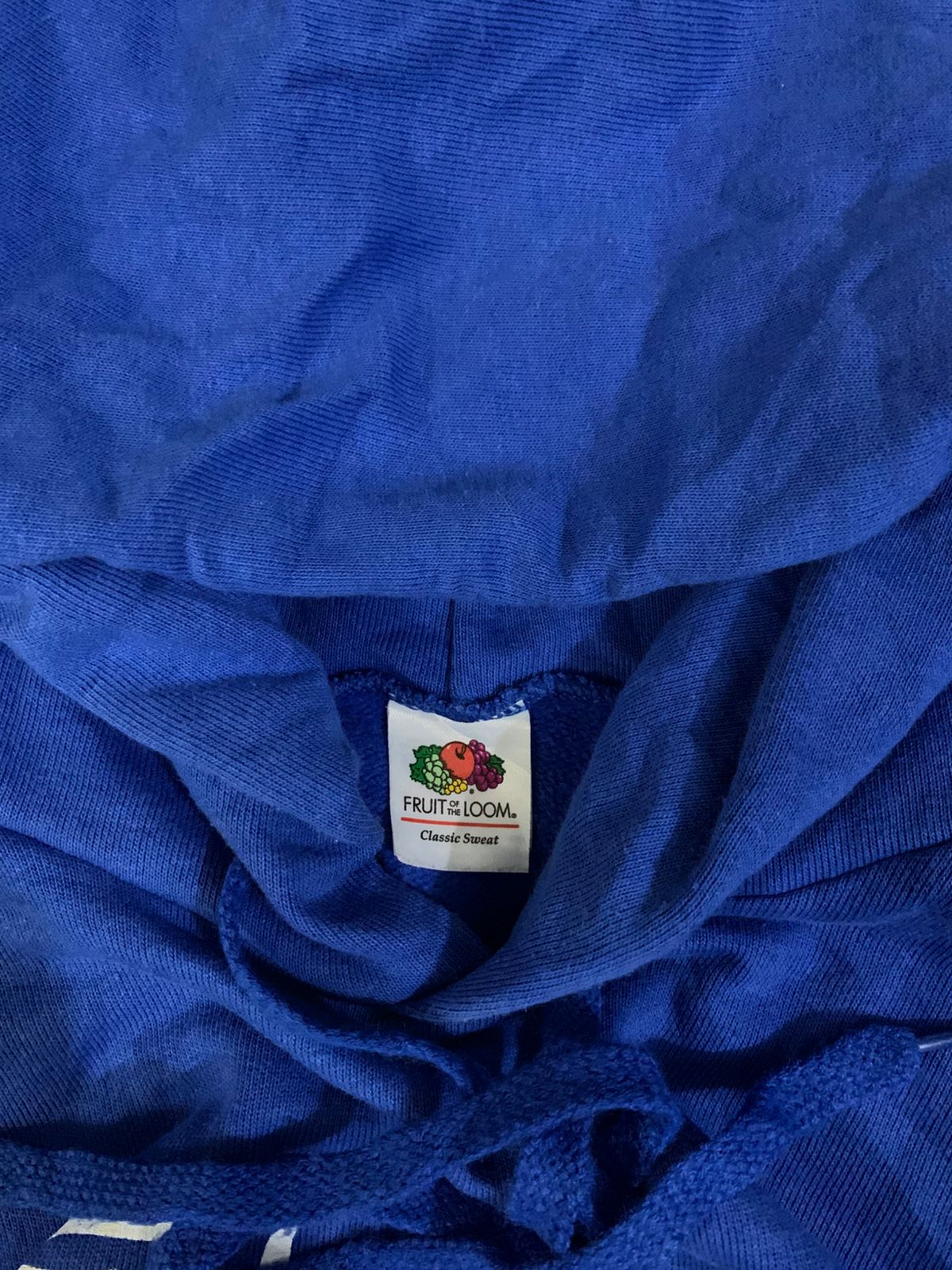 (FRUIT OF THE LOOM)  HOODIE (Thrift)