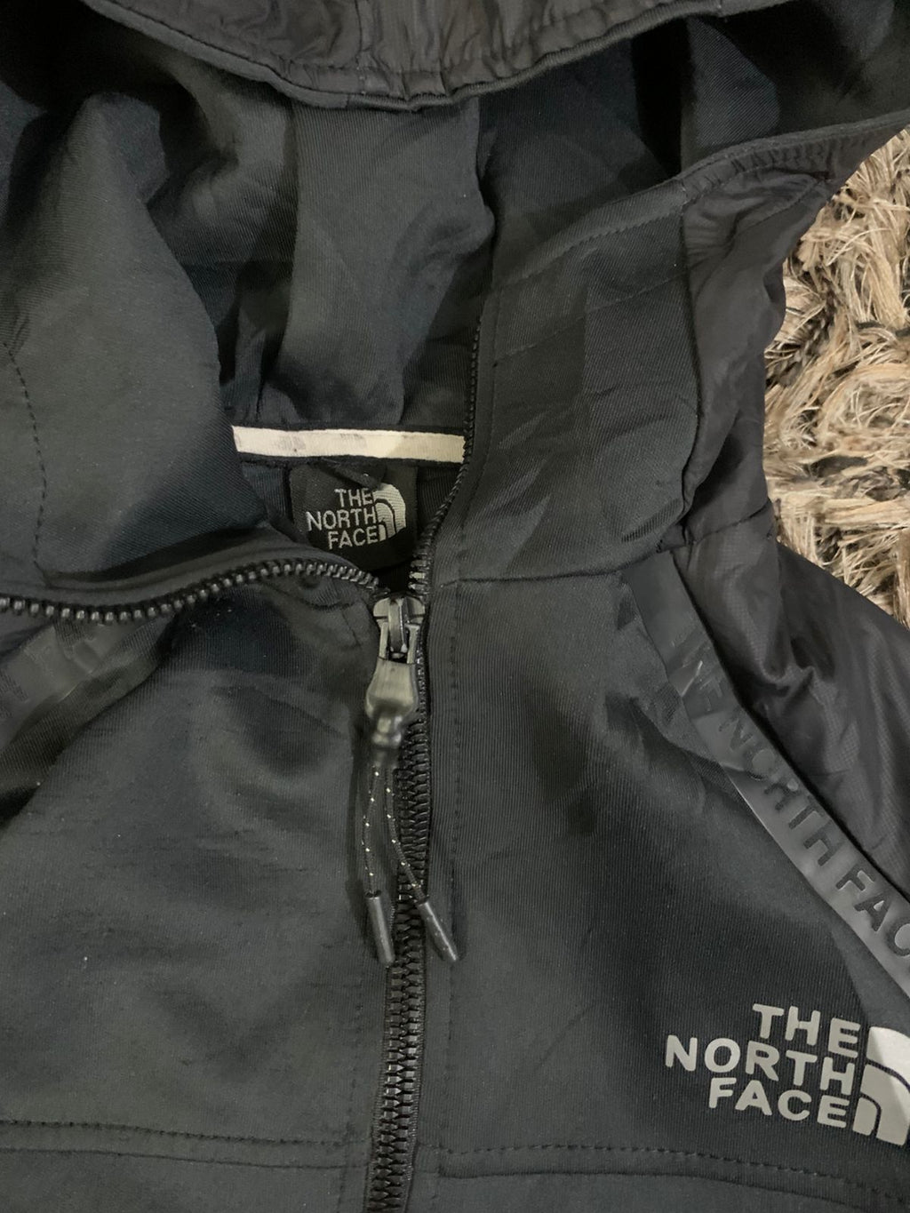 (THE NORTH FACE ) HOODIE (Thrift)