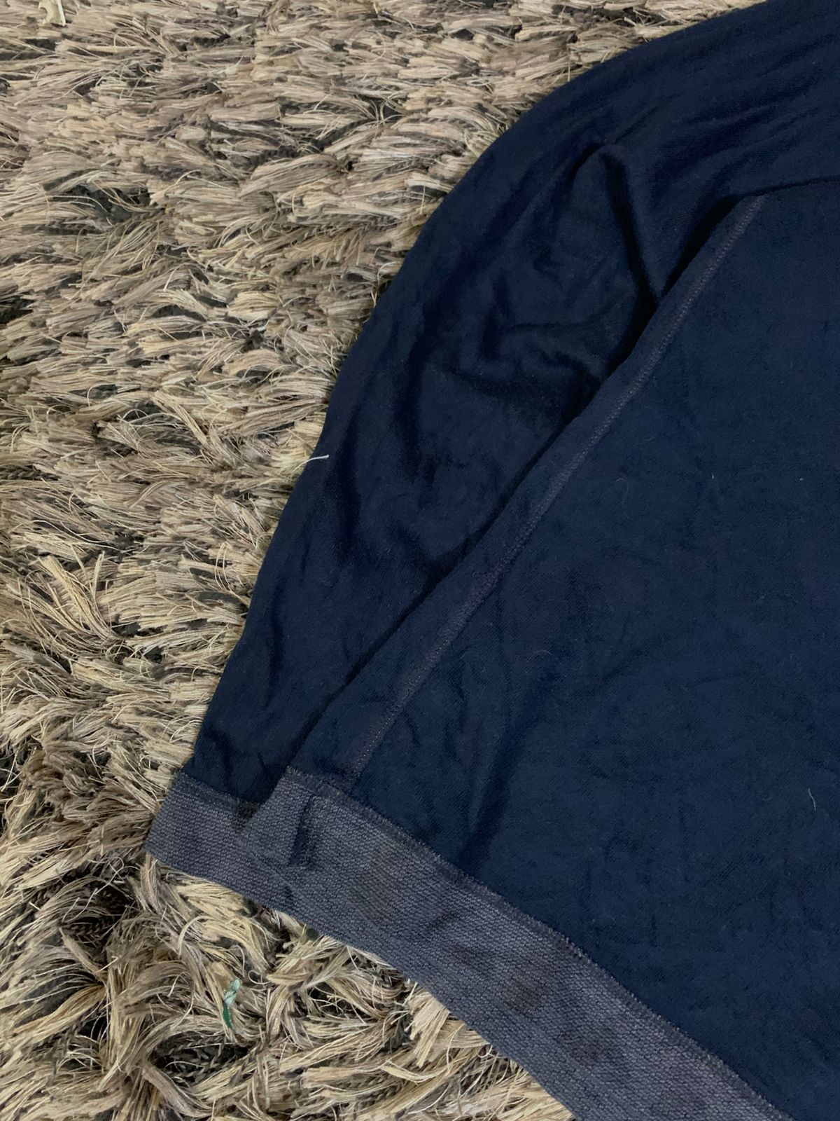 ( HUGO BOSS ) NAVY BLUE HOODIE (Thrift)