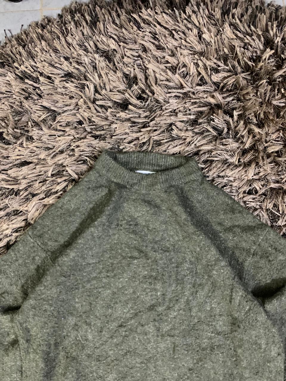 Old Money style Sweater (Thrift)